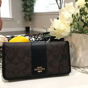 Coach wallet